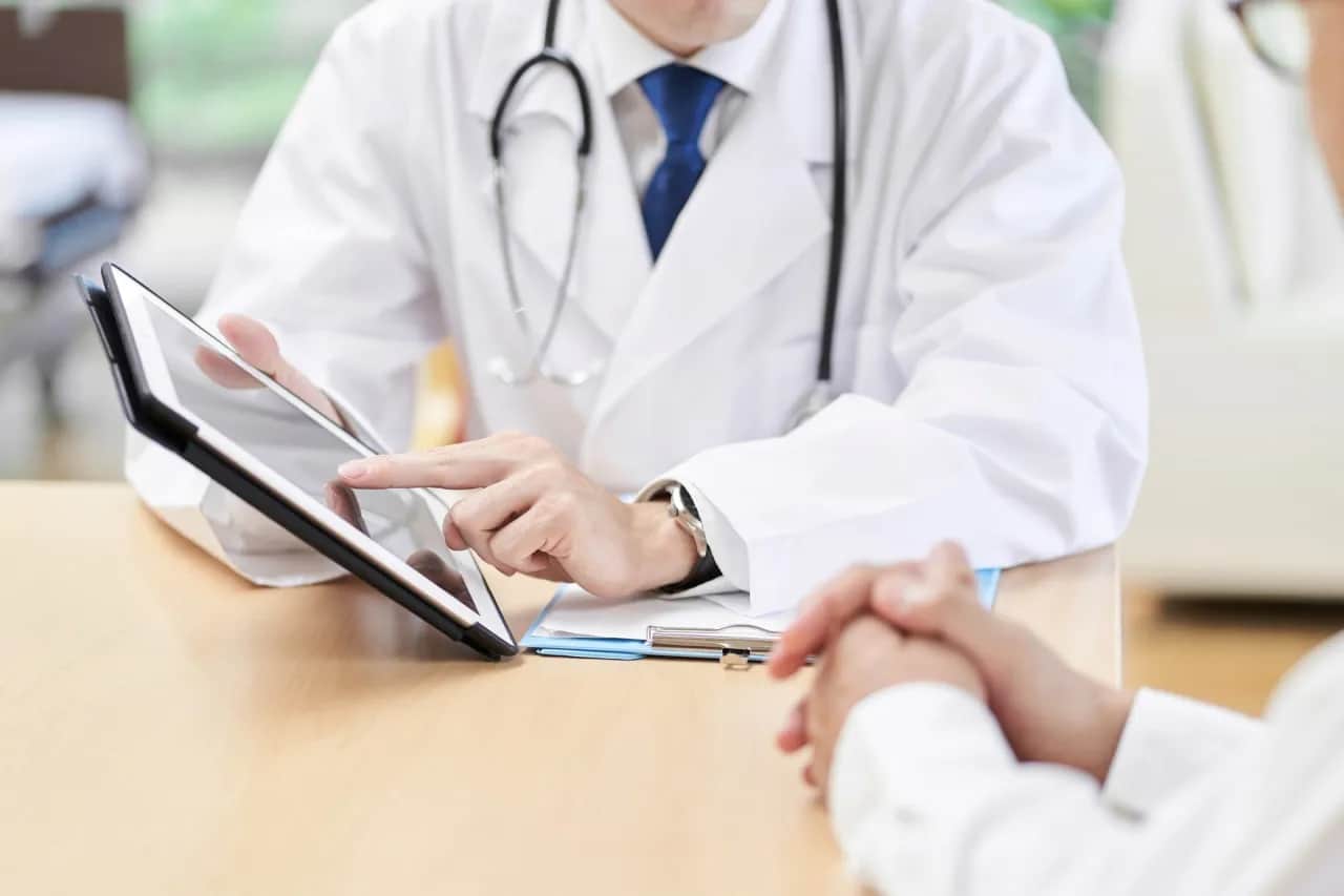 Rehabilitacja NFZ Płock: Jak skrócić kolejki? Sprawdź!